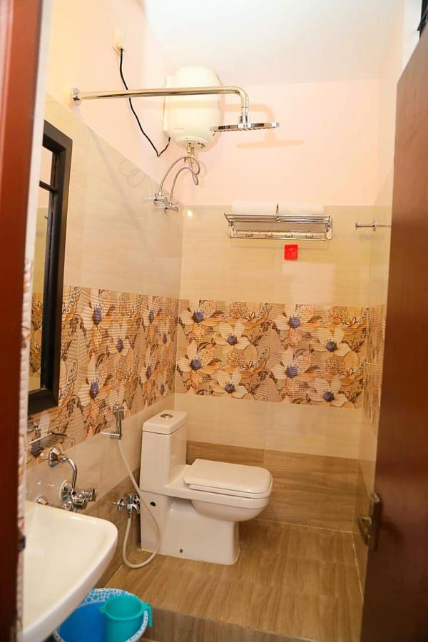 Hotel Rk - Temple Stay Thanjavur Eksteriør bilde