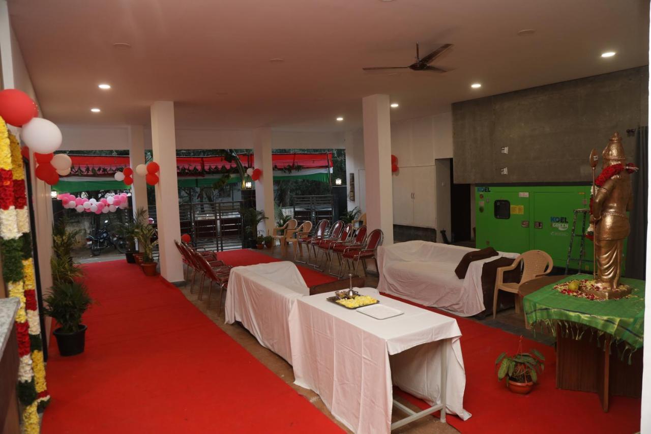 Hotel Rk - Temple Stay Thanjavur Eksteriør bilde